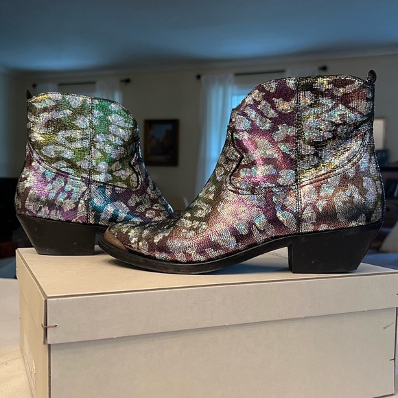 Golden Goose Booties - Picture 1 of 8